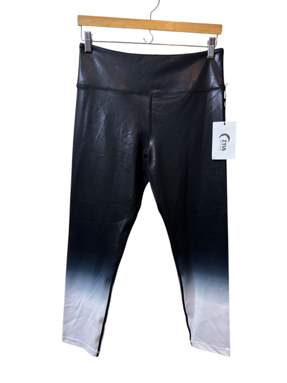 ZYIA Active Black and White Athletic Leggings 12